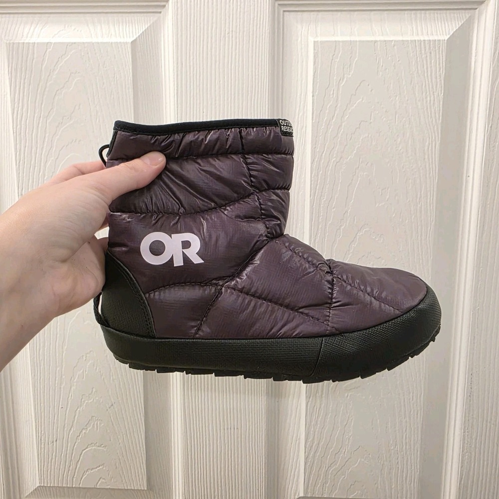 Outdoor Research Purple Black Tundra Trax Puffer Insulated Ankle Booties Size 7